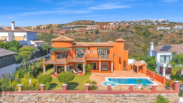 Chalet 5 habitaciones 761m² en venta - Costa del Sol — 37