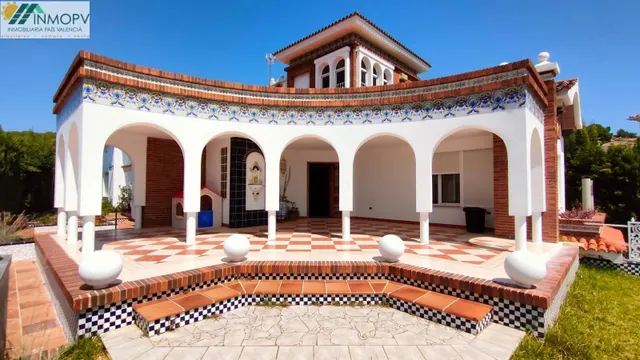 CHALET DE 280 M2 CON 1.600 M2 DE PARCELA, PISCINA Y 3 SUITES EN LA CLOSA – VINARÒS — 7