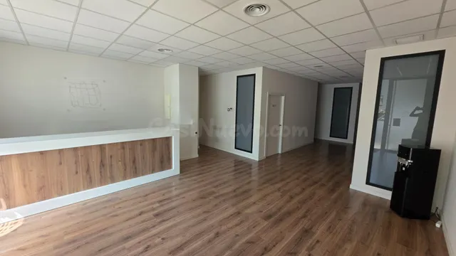 EXCELENTE LOCAL EN ALQUILER, SITUADO EN AMPLIA AVENIDA DE ON
