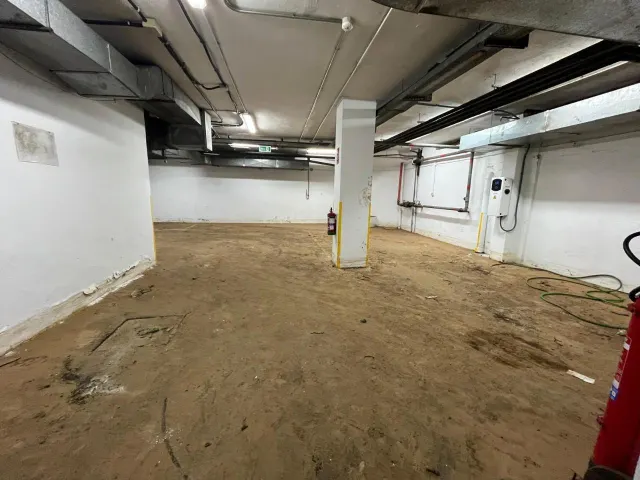 EDIFICIO EN VENTA PARA INVERTIR EN PASEO CASTELAR — 7