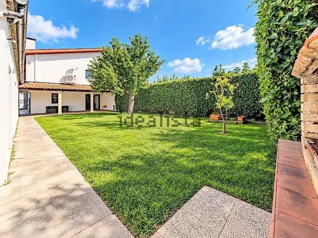 Chalet 4 habitaciones 268m² en venta - Aves — 38