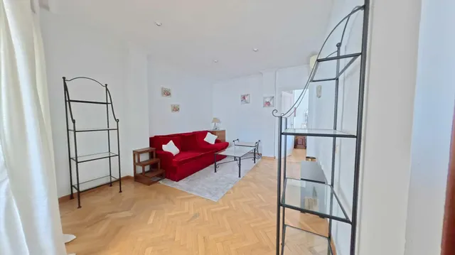 Ático con terraza acristalada y gran potencial en Tetuán — 20