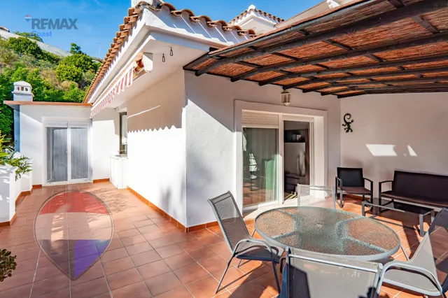 ESPECTACULAR TERRAZA EN ESQUINA Y VISTAS AL MAR EN LA ZENAIDA – RINCÓN DE LA VICTORIA — 28