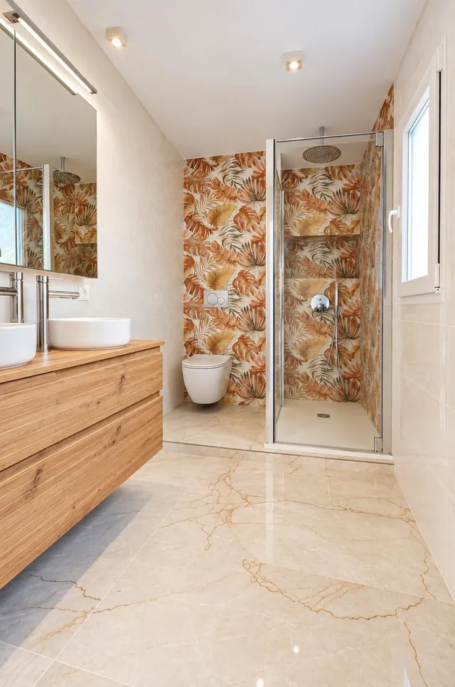 Se vende atico 5 habitaciones  totalmente reformado con vistas al mar  en pleno centro d Benidorm — 28