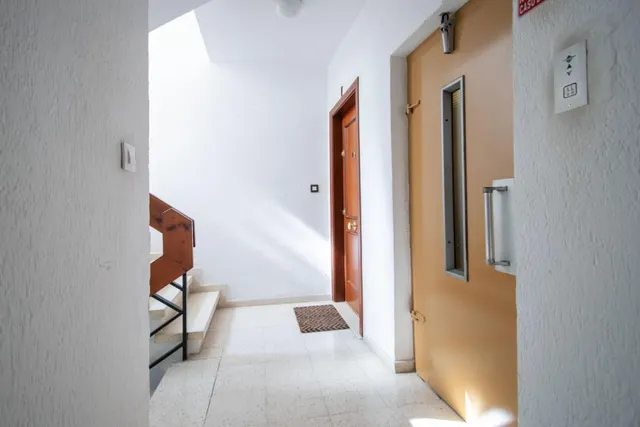 Bonito piso próximo a Santa Justa con terraza y ascensor. — 19