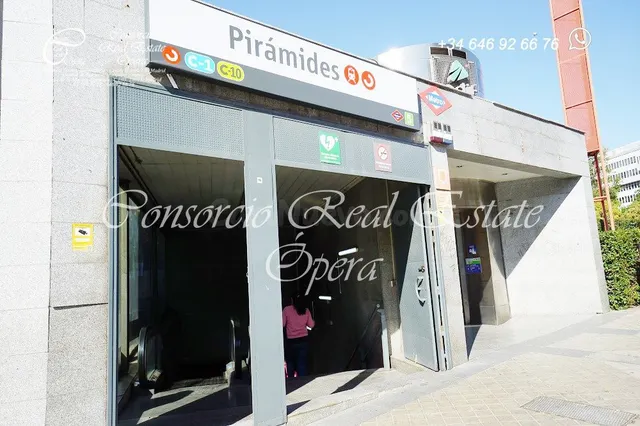 BAR CAFETERIA FRENTE A METRO Y RENFE PIRAMIDES - foto 3