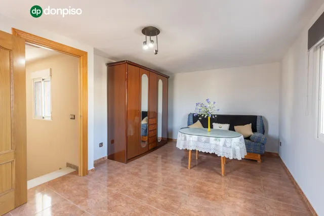 Casa independiente a 5 minutos de Granada en buen estado para entrar a vivir — 36