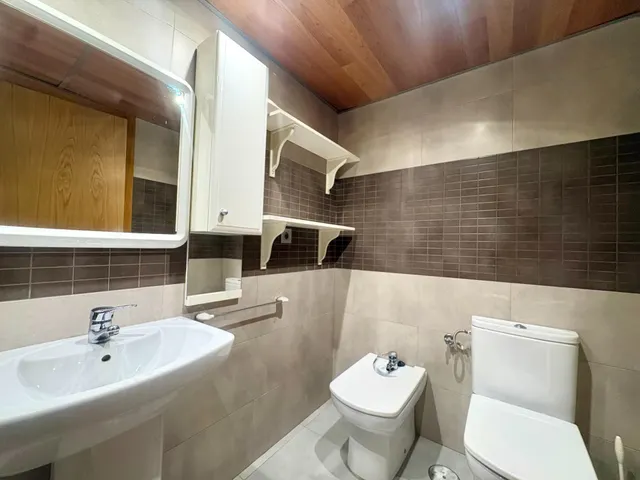 Apartamento de 1 dormitorio con garaje en Juan de Borbón — 20