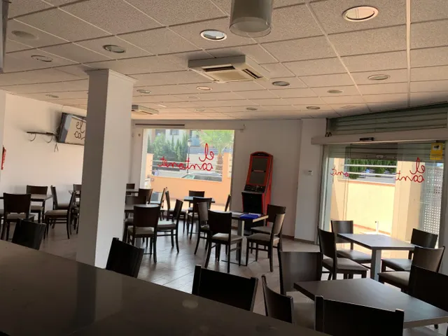 CAFETERÍA BAR EN VENTA EN LA MEJOR ZONA DE BETERA. POSIBILIDA DE ALQUILER CON OPCIÓN A COMPRA — 5