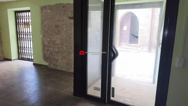 En venta local comercial en el centro de Tortosa. — 13