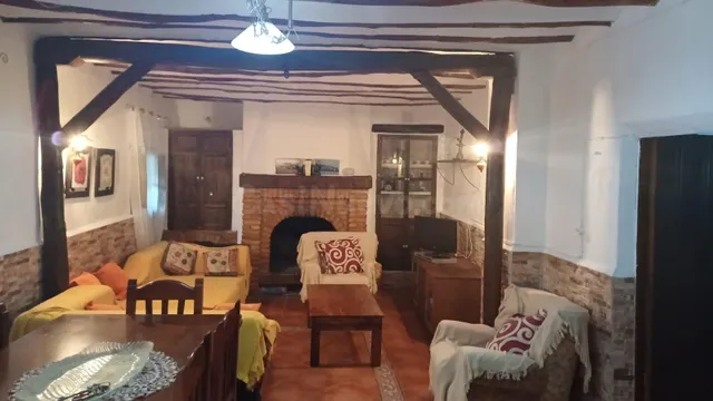 Casa con cuatro dormitorios en Doña Inés, totalmente reforma