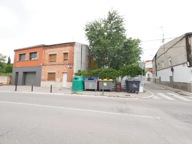 SE VENDE TERRENO URBANO EN SANT VICENÇ DE CASTELLET — 3