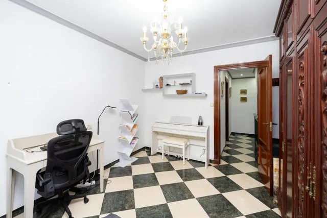 Casa de 5 plantas con 6 dormitorios, terrazas y vistas en Lanjarón – Granada — 24