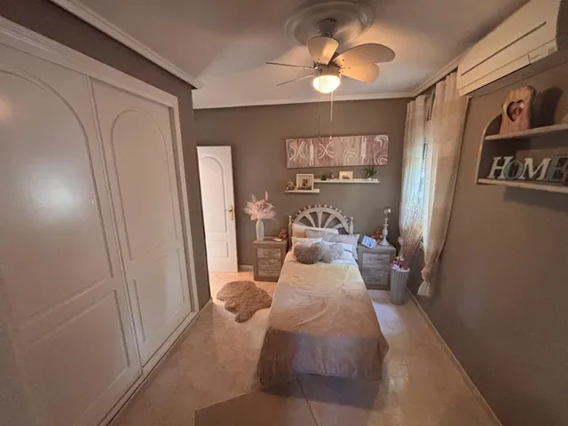 Villa 3 habitaciones 115m² en venta - Doña Pepa — 25