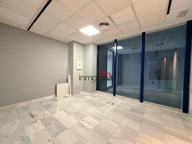 Local comercial 185m² en alquiler - San Miguel — 27