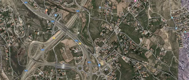 SOLAR DE 20000 METROS  PARA ESTACIÓN DE SERVICIO PEGADO A INTERSECCIÓN DE AUTOVÍA ALICANTE-ALCOY — 2