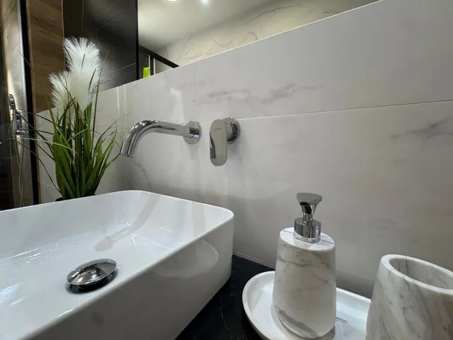 Apartamento 3 habitaciones 100m² en venta - Paseo maritimo — 44