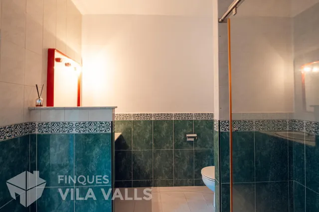 Casa a quatre vents amb gran terrassa i garatge per a 2 cotxes — 25