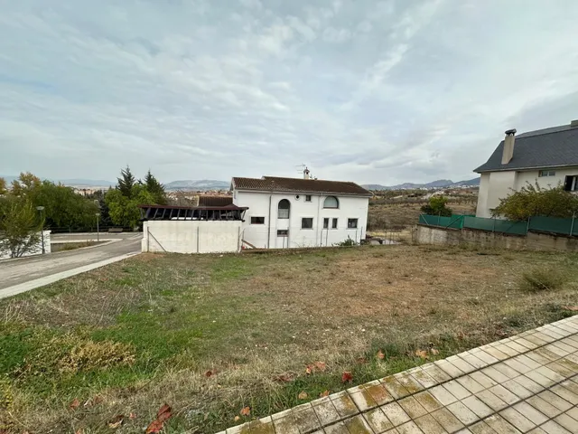 Venta de espectacular parcela  en Gójar de más de 500 metros. — 3