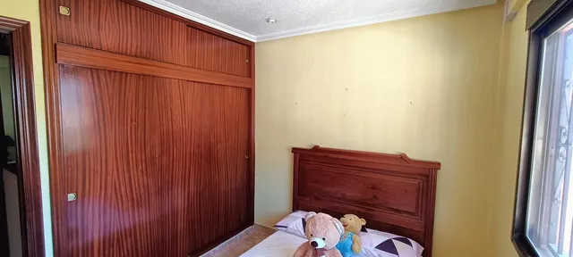 Gran chalet independiente de 3 plantas con dos viviendas y piscina — 49