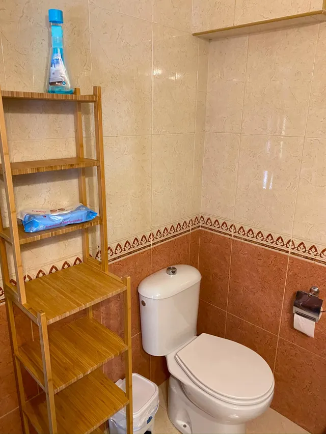 SE ALQUILA HABITACIÓN A ESTUDIANTE — 16