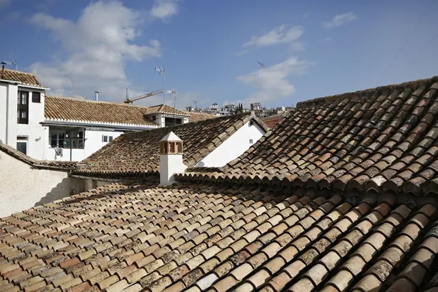Calle Arriola junto San Juan de Dios — 14