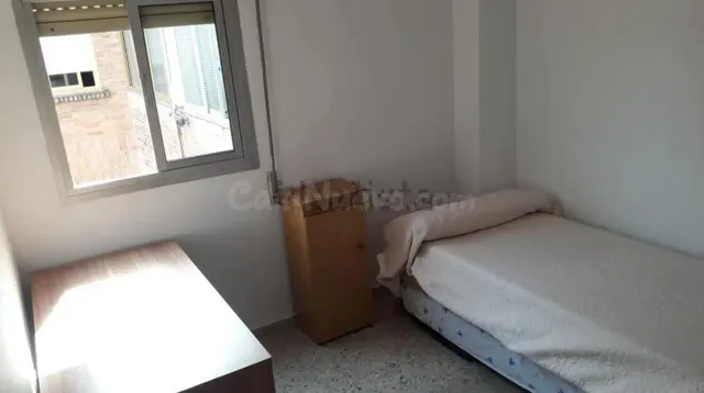*SE ALQUILA PISO EN CALLE DORADA 1, IDEAL PARA ESTUDIANTES C - foto 5