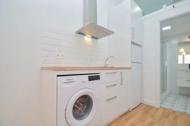 LOCAL PARA CAMBIO DE USO A VIVIENDA CON EL NUEVO P.G.O.U. AT - foto 4