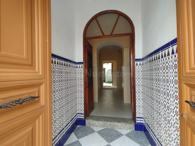 GRAN CASA CON DOS VIVIENDAS INDEPENDIENTES, GARAJE Y 90 M2 DE AZOTEA — 2