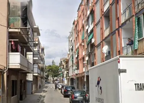 FANTÁSTICO PISO en Canovelles (Barcelona)