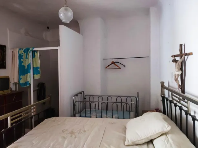 VIVIENDA EN SALERES  ( EL VALLE). — 17