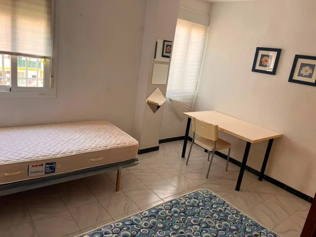 ALQUILER POR habitaciones ESTUDIANTES O TRABAJADORES — 10