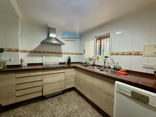 Encantadora casa de Pueblo en Callosa lista para entrar a vivir — 3
