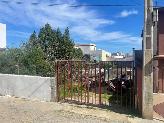 PARCELA URBANA PROINDIVISA POR LA ZONA DE BAJO DE GUÍA