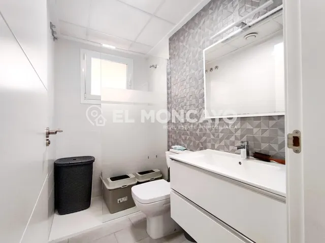 Fantástico chalet independiente con piscina privada en Gran Alacant, Alicante, Costa Blanca — 13
