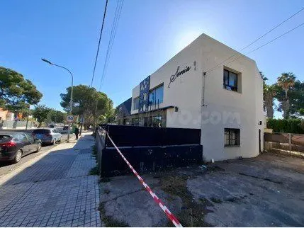 Local comercial 511m² en alquiler - La Cañada — 3