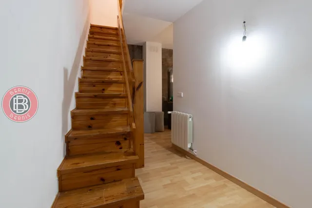 Casa con encanto en el casco antiguo de Piera: garaje independiente de acceso exclusivo, jardín privado — 28