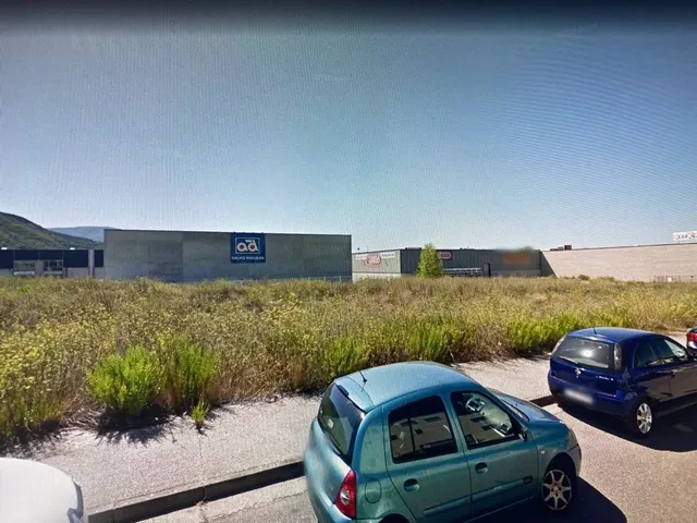 SE VENDEN PARCELAS EN EL PIB JUNTAS O POR SEPARADO — 2