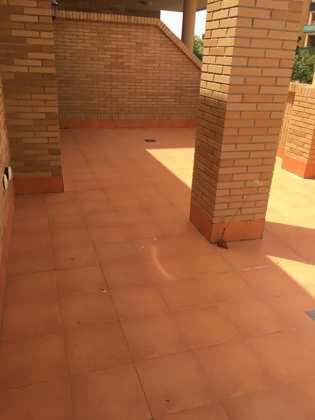 Se vende piso en Archena, 2 dormitorios, 2 baños, y grandes terrazas, similar a atico. — 15
