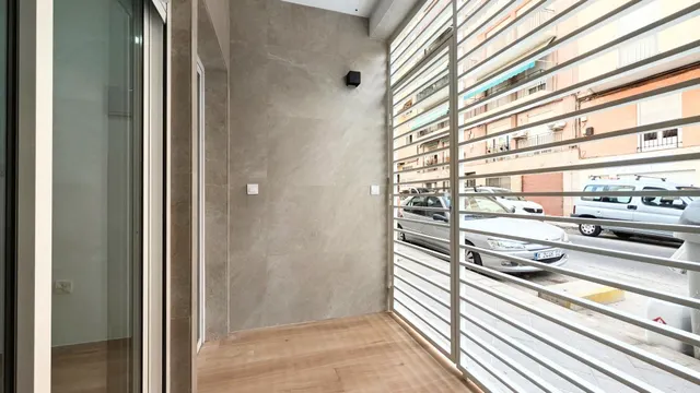 ¡oportunidad única: 2 modelos de planta baja reformada y semiamueblada, exterior en zona poeta miguel hernández! — 13