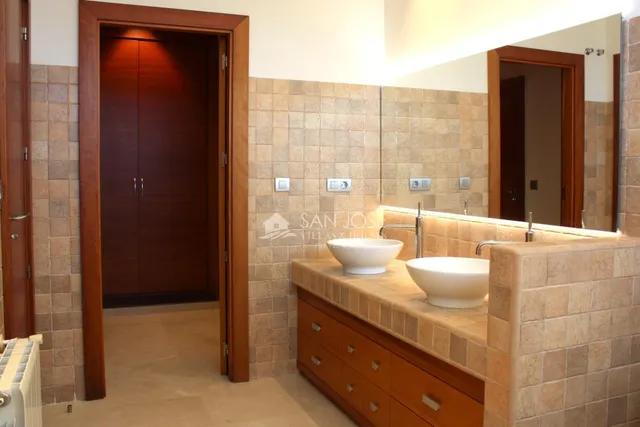 CHALET EN PRIMERA LINEA DE CAMPO DE GOLF, ALENDA GOLF, ALICANTE — 18