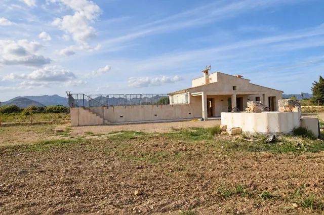Finca con vivienda para alquiler de temporada en Alcudia — 26