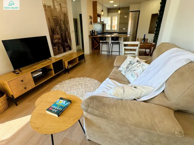 APARTAMENTO REFORMADO JUNTO AL MAR EN EL CAMPELLO, IDEAL PARA DESCANSO Y TELETRABAJO — 19