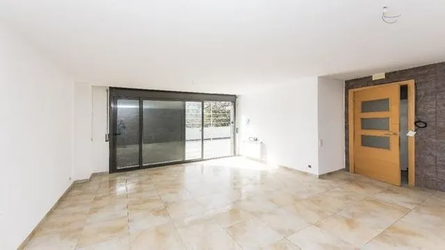 CASA EN VENTA OKUPADA EN SANT PERE DE VILAMAJOR — 2