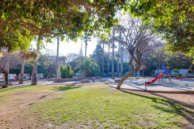 Ático reformado en venta en Torrevieja a 100 metros de la playa del acequión, con 3 dormitorios y 2 terrazas — 39