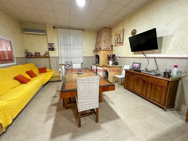 BONITO CHALET EN CORRENTIAS, ORIHUELA — 23