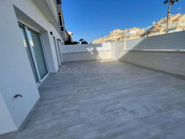 Vivienda a estrenar con 3 dormitorios en residencial con piscina — 6