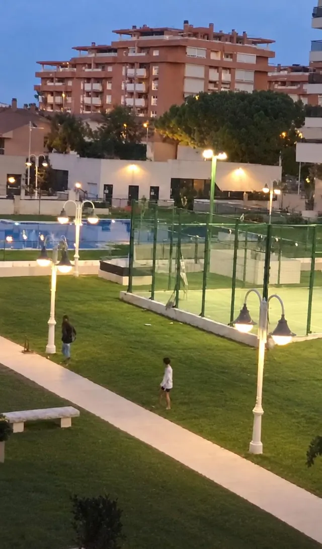 Lujoso piso con terraza y piscina en playa de la patacona! — 18