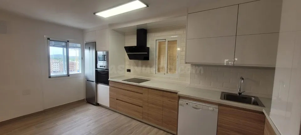 Vivienda totalmente reformada en la zona de Llopis