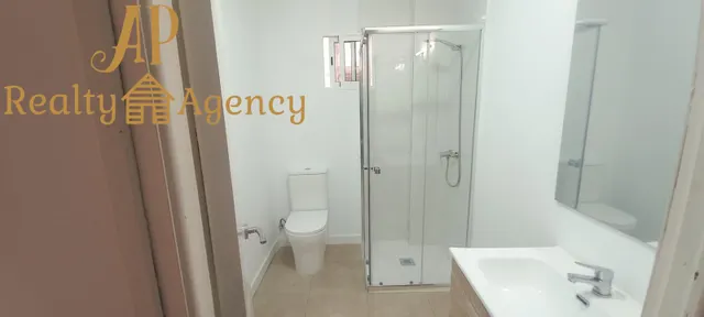 Piso exterior con balcón, trastero y posibilidad de 3 dormitorios en Elda — 15